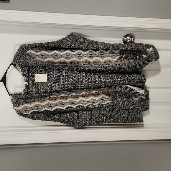 Nwt. Victoria secret hooded chunky cable knit cardigan in a sz. S/P - Picture 1 of 7